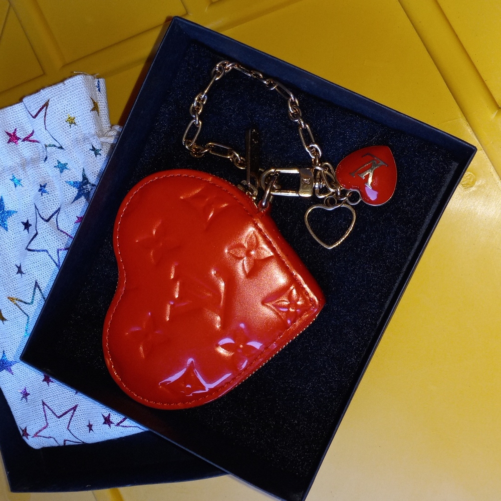 LV heart coin purse